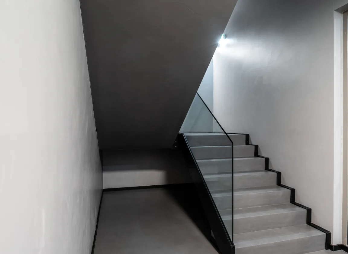 Stiegenhaus mit fugenloser Beschichtung
